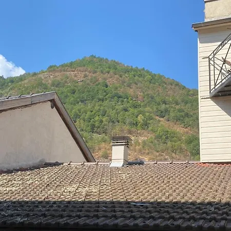 Apartment Le Cocon Blanc: T2 Centre Ax Neuf Et Equipe 8 Pers Ax-les-Thermes