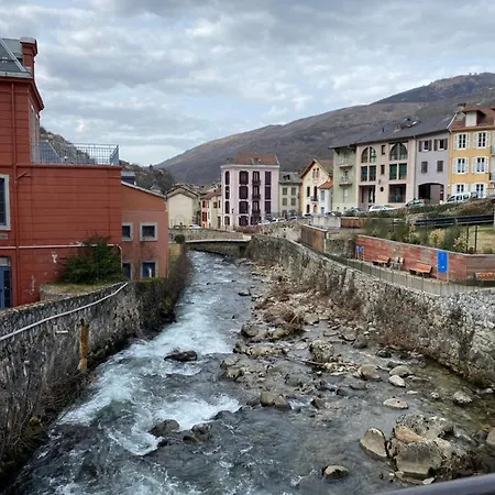 Le Cocon Blanc: T2 Centre Ax Neuf Et Equipe 8 Pers 公寓 *